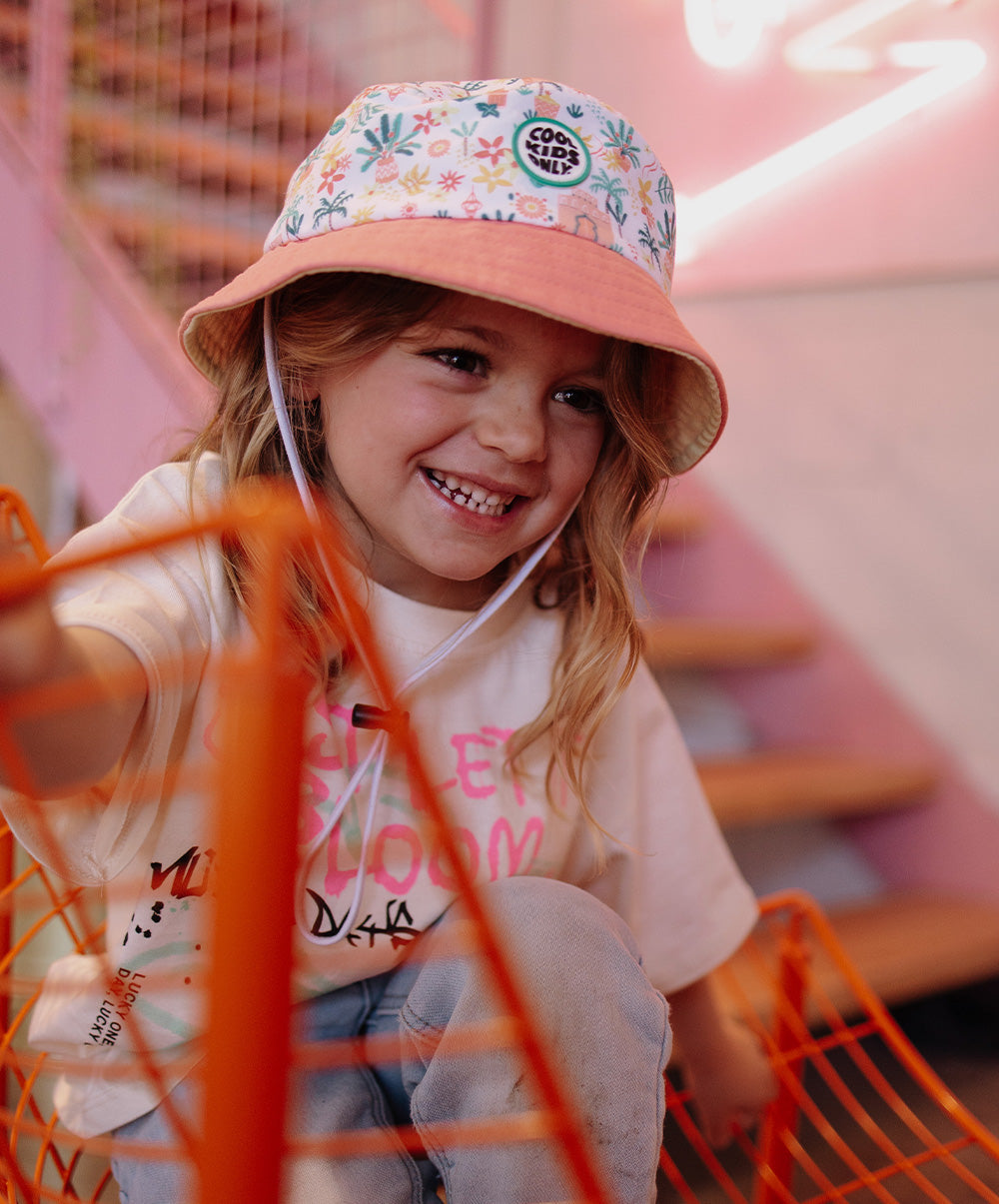 Hello Hossy - Chapéu Bucket Magic Riad