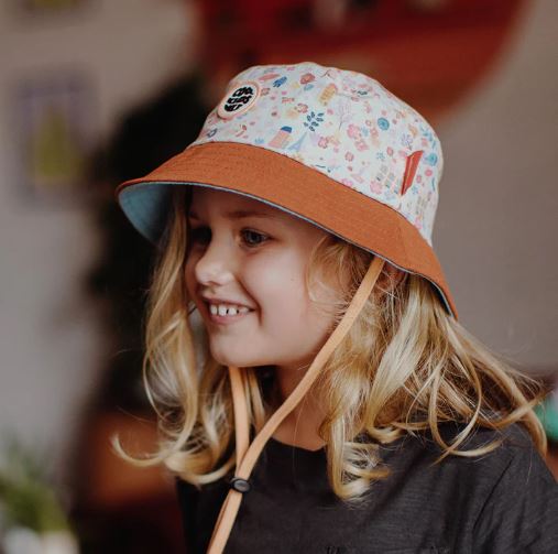 Hello Hossy - Dried Flowers Bucket Hat