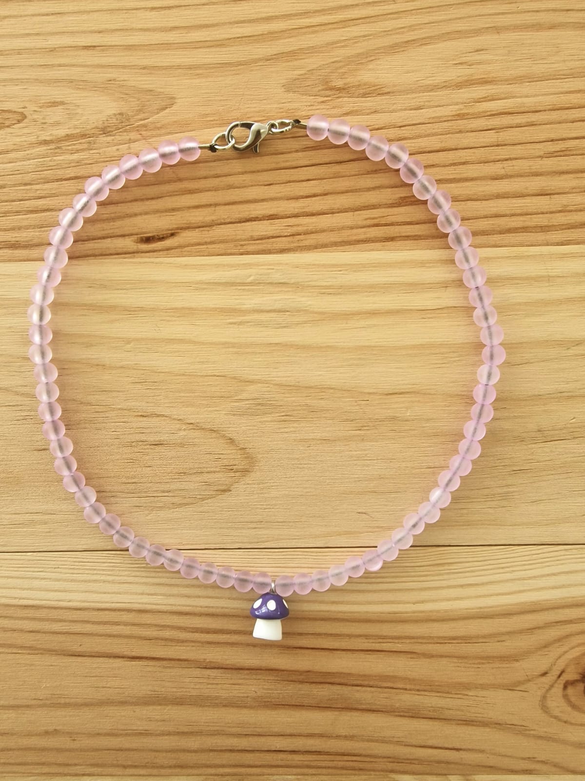 Colar com Cogumelo roxo