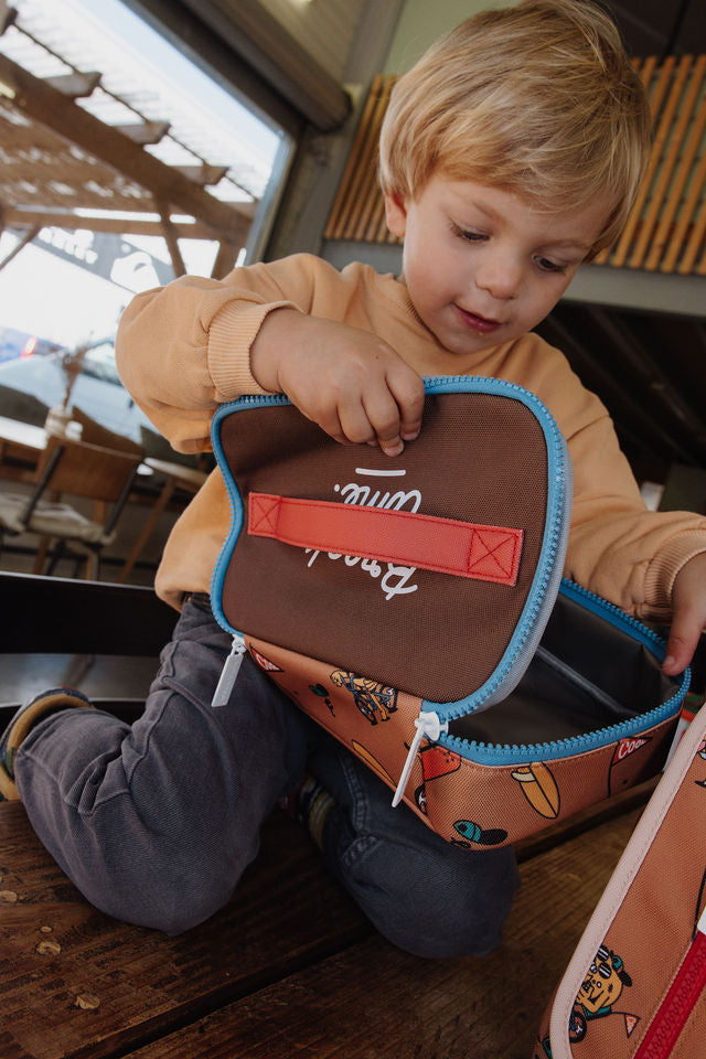 Hello Hossy - Snack Bag Mascot Ride