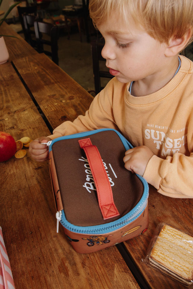 Hello Hossy - Lunch Bag Mascot Ride