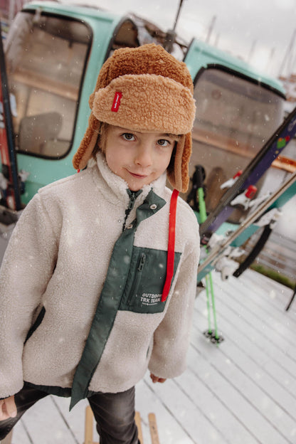 Hello Hossy - Chapka Cozy Sven