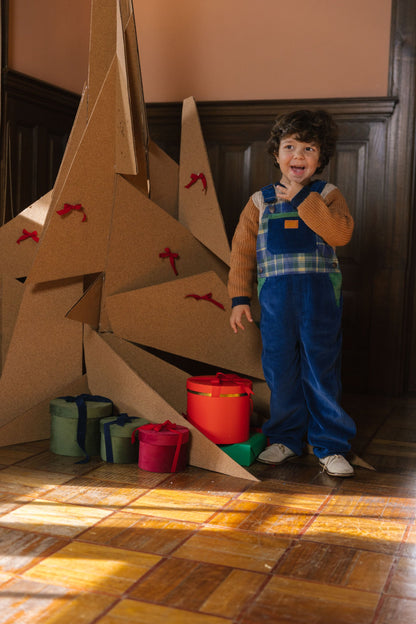 Favorite People - Jardineira Calça Azevinho